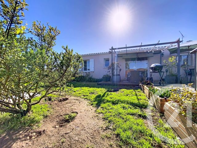 maison à vendre - 5 pièces - 104.0 m2 - LUSSANT - 17 - POITOU-CHARENTES - Century 21 L'Arsenal