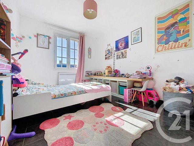 maison à vendre - 5 pièces - 104.0 m2 - LUSSANT - 17 - POITOU-CHARENTES - Century 21 L'Arsenal