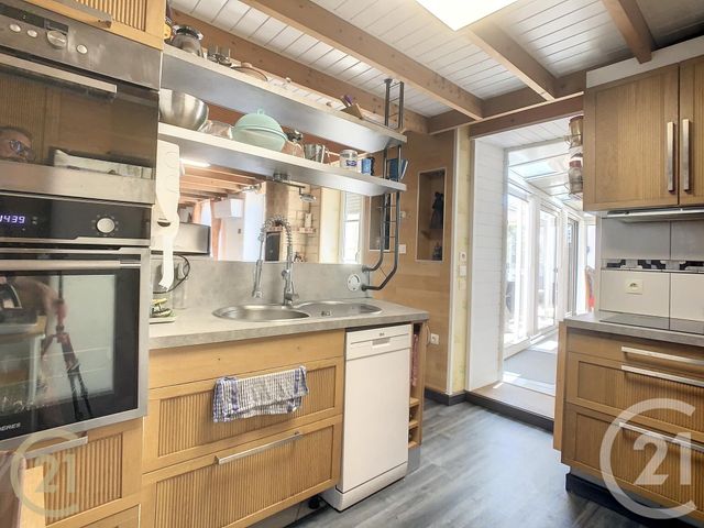 maison à vendre - 7 pièces - 182.0 m2 - PORT DES BARQUES - 17 - POITOU-CHARENTES - Century 21 L'Arsenal