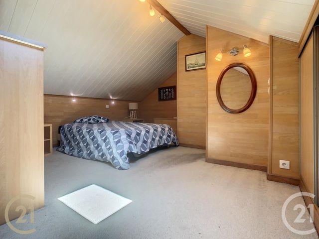 maison à vendre - 7 pièces - 182.0 m2 - PORT DES BARQUES - 17 - POITOU-CHARENTES - Century 21 L'Arsenal