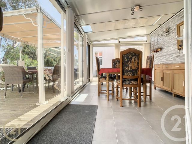 maison à vendre - 7 pièces - 182.0 m2 - PORT DES BARQUES - 17 - POITOU-CHARENTES - Century 21 L'Arsenal