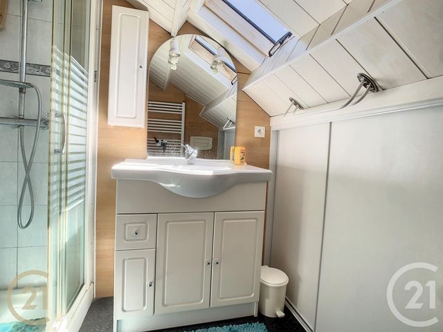 maison à vendre - 7 pièces - 182.0 m2 - PORT DES BARQUES - 17 - POITOU-CHARENTES - Century 21 L'Arsenal