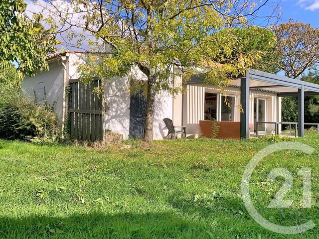 maison à vendre - 5 pièces - 134.0 m2 - PORT DES BARQUES - 17 - POITOU-CHARENTES - Century 21 L'Arsenal