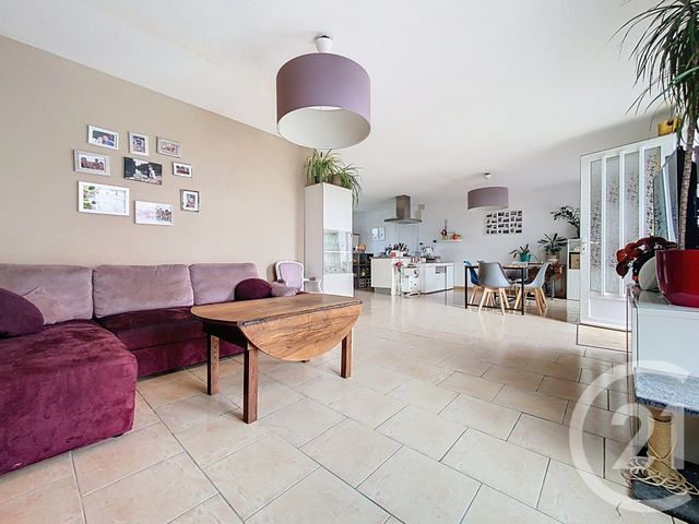 maison à louer - 5 pièces - 122.03 m2 - BEAUGEAY - 17 - POITOU-CHARENTES - Century 21 L'Arsenal