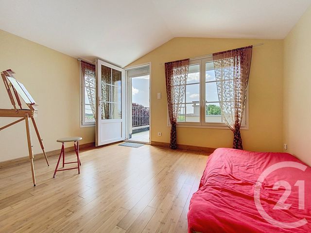 maison à vendre - 6 pièces - 134.46 m2 - ST NAZAIRE SUR CHARENTE - 17 - POITOU-CHARENTES - Century 21 L'Arsenal