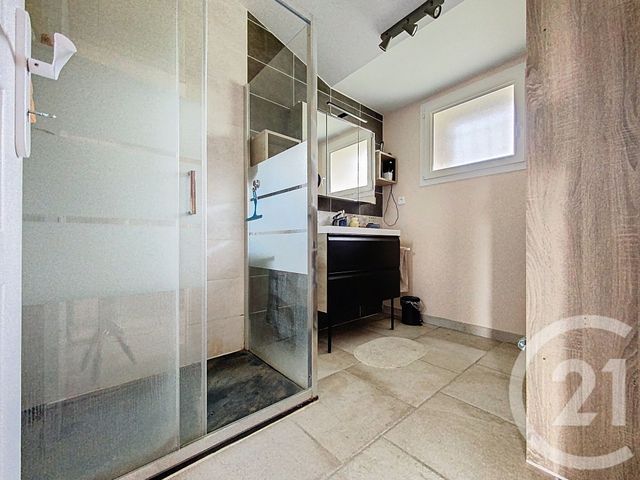 maison à vendre - 6 pièces - 134.46 m2 - ST NAZAIRE SUR CHARENTE - 17 - POITOU-CHARENTES - Century 21 L'Arsenal