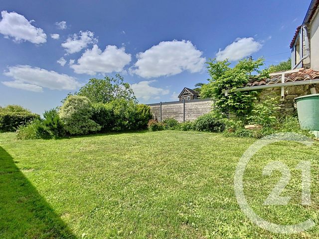 maison à vendre - 6 pièces - 134.46 m2 - ST NAZAIRE SUR CHARENTE - 17 - POITOU-CHARENTES - Century 21 L'Arsenal