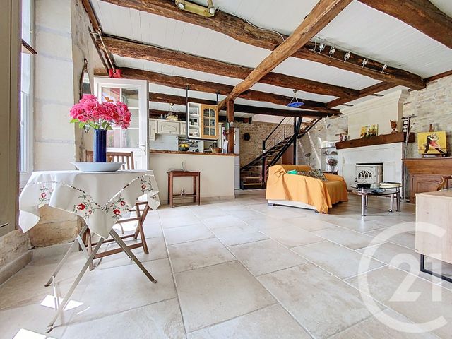 maison à vendre - 6 pièces - 134.46 m2 - ST NAZAIRE SUR CHARENTE - 17 - POITOU-CHARENTES - Century 21 L'Arsenal