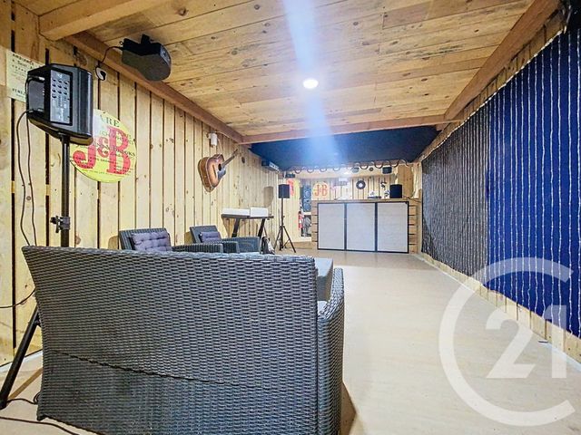 maison à vendre - 8 pièces - 194.0 m2 - TONNAY CHARENTE - 17 - POITOU-CHARENTES - Century 21 L'Arsenal