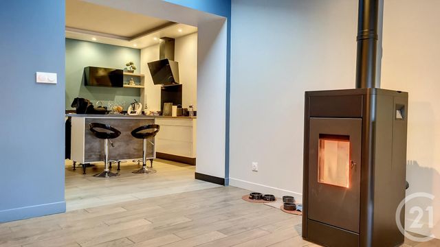 maison à vendre - 8 pièces - 194.0 m2 - TONNAY CHARENTE - 17 - POITOU-CHARENTES - Century 21 L'Arsenal