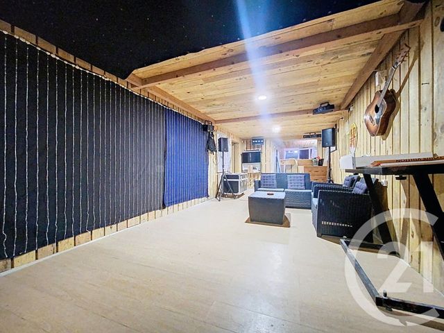 maison à vendre - 8 pièces - 194.0 m2 - TONNAY CHARENTE - 17 - POITOU-CHARENTES - Century 21 L'Arsenal