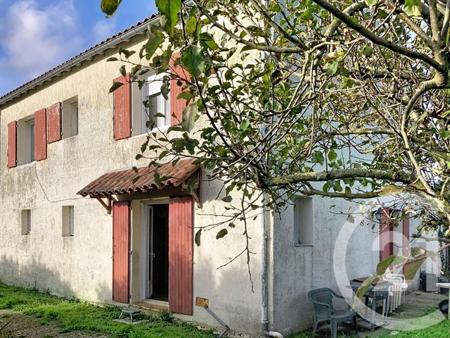 maison - ST HIPPOLYTE - 17