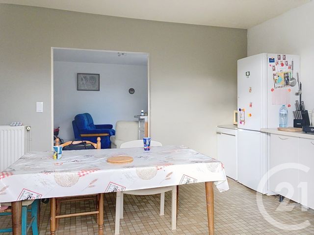 Afficher la photo en grand maison à vendre - 7 pièces - 120.0 m2 - ST HIPPOLYTE - 17 - POITOU-CHARENTES - Century 21 L'Arsenal