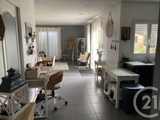 maison à vendre - 5 pièces - 97.0 m2 - ECHILLAIS - 17 - POITOU-CHARENTES - Century 21 L'Arsenal