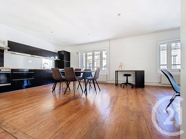 Appartement F4 à vendre - 4 pièces - 114.45 m2 - ROCHEFORT - 17 - POITOU-CHARENTES - Century 21 L'Arsenal