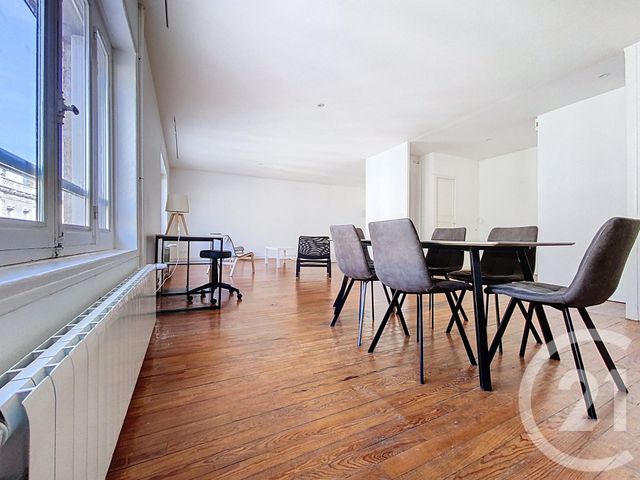 Appartement F4 à vendre - 4 pièces - 114.45 m2 - ROCHEFORT - 17 - POITOU-CHARENTES - Century 21 L'Arsenal