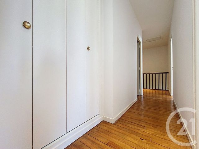 Appartement F4 à vendre - 4 pièces - 114.45 m2 - ROCHEFORT - 17 - POITOU-CHARENTES - Century 21 L'Arsenal