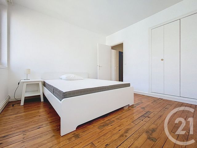 Appartement F4 à vendre - 4 pièces - 114.45 m2 - ROCHEFORT - 17 - POITOU-CHARENTES - Century 21 L'Arsenal