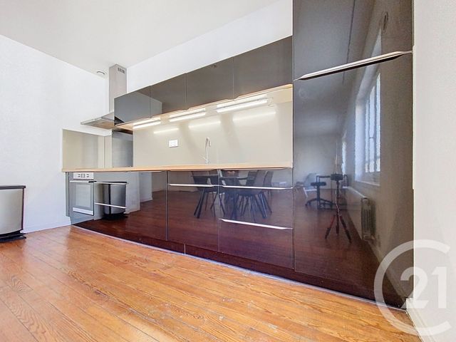 Appartement F4 à vendre - 4 pièces - 114.45 m2 - ROCHEFORT - 17 - POITOU-CHARENTES - Century 21 L'Arsenal