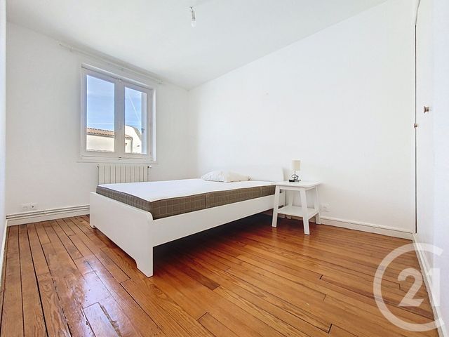 Appartement F4 à vendre - 4 pièces - 114.45 m2 - ROCHEFORT - 17 - POITOU-CHARENTES - Century 21 L'Arsenal