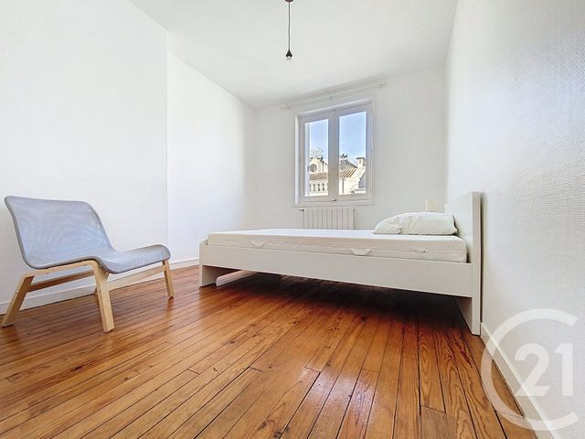 Appartement F4 à vendre - 4 pièces - 114.45 m2 - ROCHEFORT - 17 - POITOU-CHARENTES - Century 21 L'Arsenal