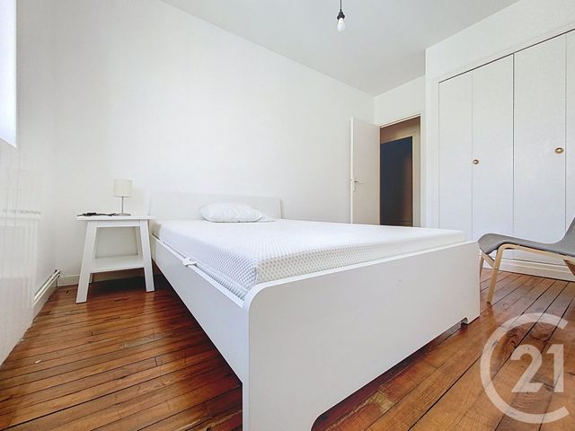 Appartement F4 à vendre - 4 pièces - 114.45 m2 - ROCHEFORT - 17 - POITOU-CHARENTES - Century 21 L'Arsenal