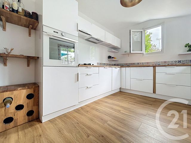 maison à louer - 4 pièces - 102.4 m2 - ROCHEFORT - 17 - POITOU-CHARENTES - Century 21 L'Arsenal