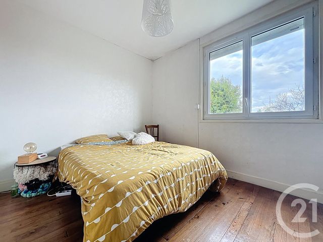 Appartement à vendre - 4 pièces - 65.96 m2 - ROCHEFORT - 17 - POITOU-CHARENTES - Century 21 L'Arsenal