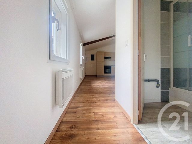 Appartement à vendre - 2 pièces - 33.0 m2 - ROCHEFORT - 17 - POITOU-CHARENTES - Century 21 L'Arsenal