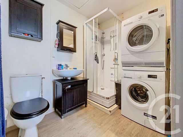 Appartement F2 à vendre - 2 pièces - 43.0 m2 - ROCHEFORT - 17 - POITOU-CHARENTES - Century 21 L'Arsenal