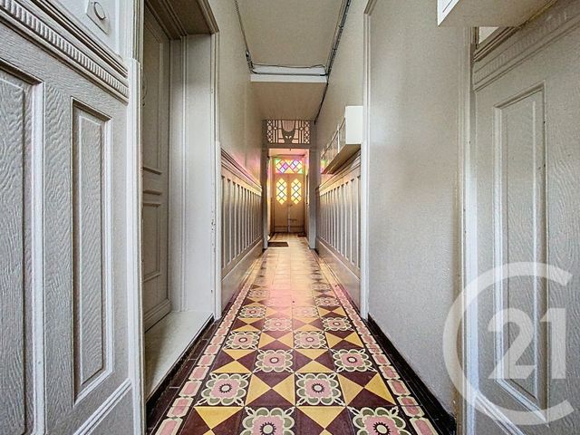 Appartement F3 à vendre - 3 pièces - 74.13 m2 - ROCHEFORT - 17 - POITOU-CHARENTES - Century 21 L'Arsenal