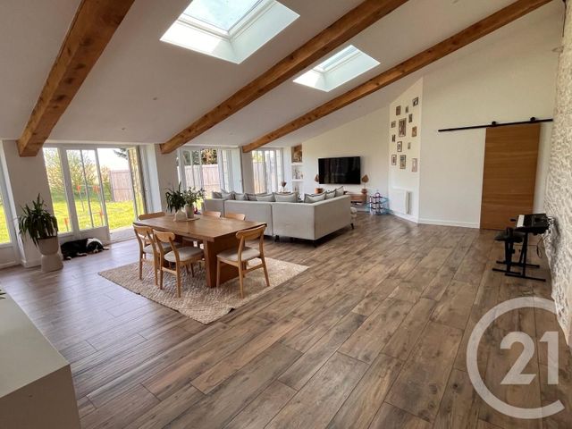 maison à vendre - 6 pièces - 200.0 m2 - BREUIL MAGNE - 17 - POITOU-CHARENTES - Century 21 L'Arsenal