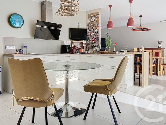 maison à vendre - 6 pièces - 145.0 m2 - ECHILLAIS - 17 - POITOU-CHARENTES - Century 21 L'Arsenal