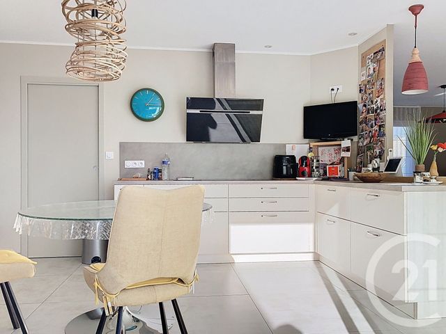 maison à vendre - 6 pièces - 145.0 m2 - ECHILLAIS - 17 - POITOU-CHARENTES - Century 21 L'Arsenal