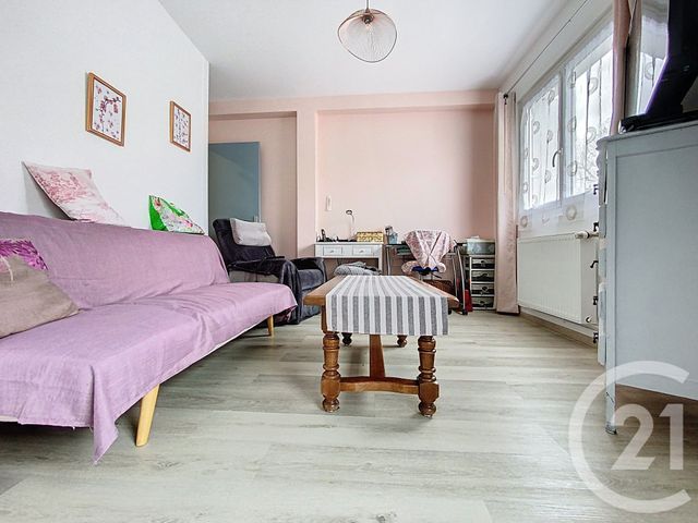 Appartement F3 à vendre - 4 pièces - 68.32 m2 - ROCHEFORT - 17 - POITOU-CHARENTES - Century 21 L'Arsenal