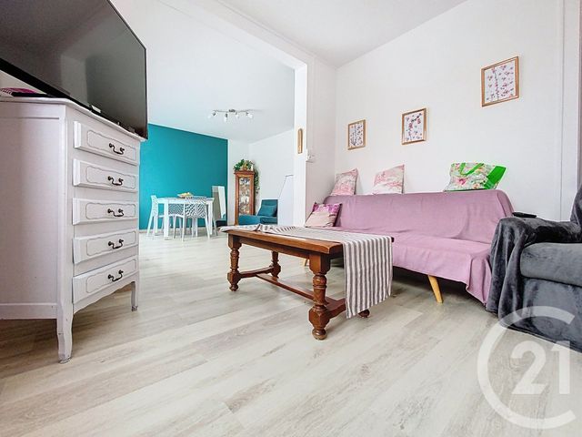 Appartement F3 à vendre - 4 pièces - 68.32 m2 - ROCHEFORT - 17 - POITOU-CHARENTES - Century 21 L'Arsenal