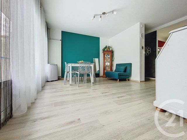 Appartement F3 à vendre - 4 pièces - 68.32 m2 - ROCHEFORT - 17 - POITOU-CHARENTES - Century 21 L'Arsenal