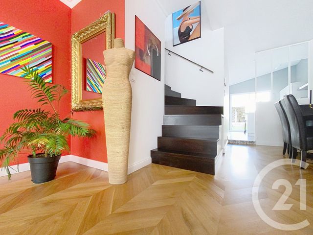 maison à vendre - 4 pièces - 105.0 m2 - ROCHEFORT - 17 - POITOU-CHARENTES - Century 21 L'Arsenal