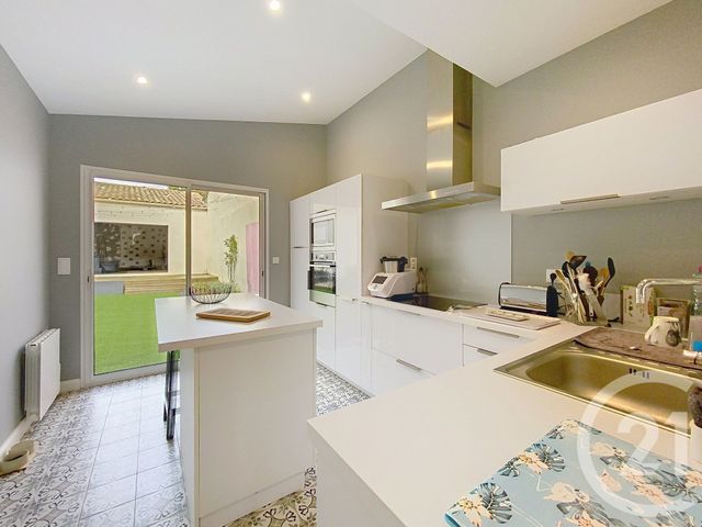 maison à vendre - 4 pièces - 105.0 m2 - ROCHEFORT - 17 - POITOU-CHARENTES - Century 21 L'Arsenal