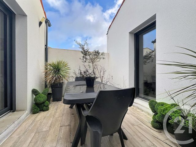 maison à vendre - 11 pièces - 237.48 m2 - AIGREFEUILLE D AUNIS - 17 - POITOU-CHARENTES - Century 21 L'Arsenal