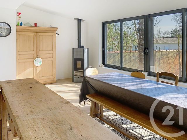 maison à vendre - 6 pièces - 175.0 m2 - VERGEROUX - 17 - POITOU-CHARENTES - Century 21 L'Arsenal