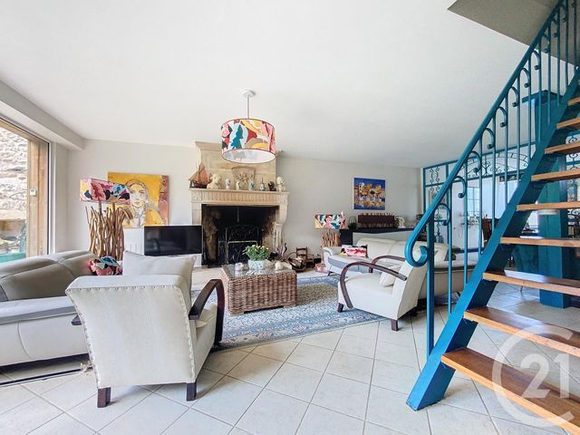 maison à vendre - 7 pièces - 203.97 m2 - ROCHEFORT - 17 - POITOU-CHARENTES - Century 21 L'Arsenal