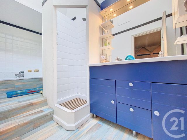 maison à vendre - 7 pièces - 203.97 m2 - ROCHEFORT - 17 - POITOU-CHARENTES - Century 21 L'Arsenal