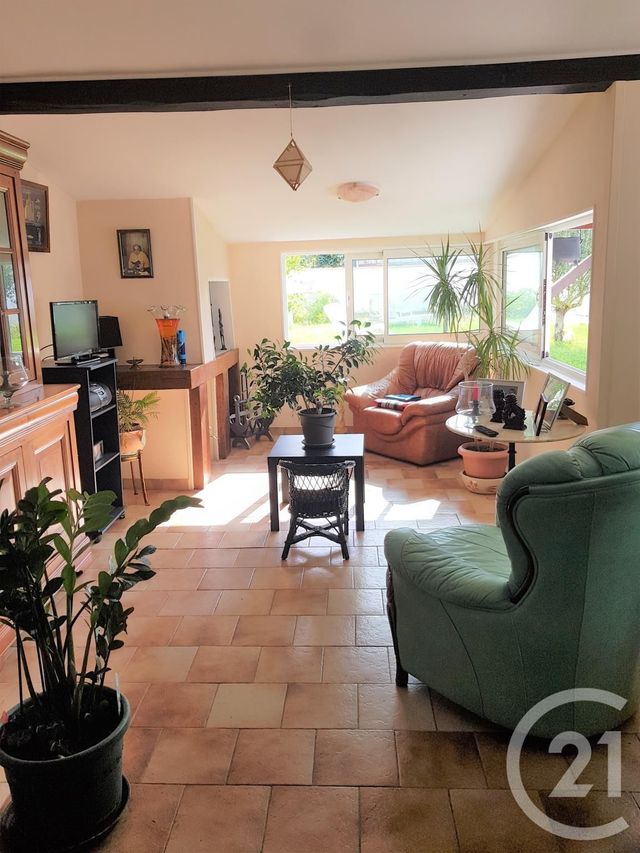 maison à vendre - 7 pièces - 179.33 m2 - MURON - 17 - POITOU-CHARENTES - Century 21 L'Arsenal maison à vendre - 7 pièces - 179.33 m2 - MURON - 17 - POITOU-CHARENTES - Century 21 L'Arsenal