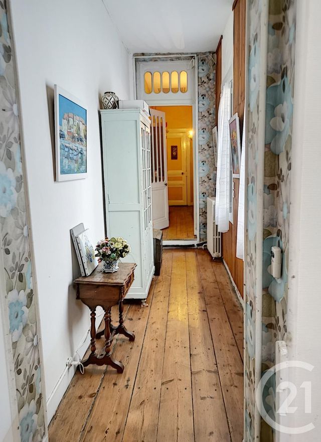 maison à vendre - 10 pièces - 249.2 m2 - ROCHEFORT - 17 - POITOU-CHARENTES - Century 21 L'Arsenal maison à vendre - 10 pièces - 249.2 m2 - ROCHEFORT - 17 - POITOU-CHARENTES - Century 21 L'Arsenal