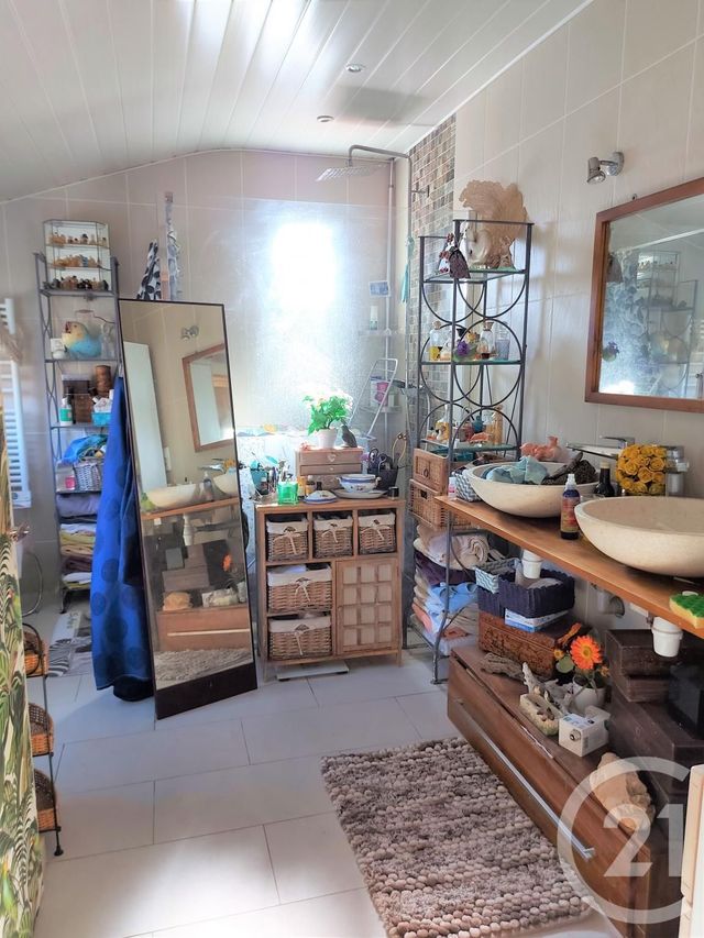 Afficher la photo en grand maison à vendre - 2 pièces - 121.15 m2 - ROCHEFORT - 17 - POITOU-CHARENTES - Century 21 L'Arsenal