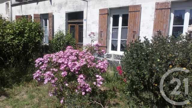 maison à vendre - 4 pièces - 155.0 m2 - ROCHEFORT - 17 - POITOU-CHARENTES - Century 21 L'Arsenal maison à vendre - 4 pièces - 155.0 m2 - ROCHEFORT - 17 - POITOU-CHARENTES - Century 21 L'Arsenal