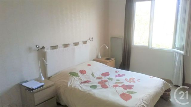 Afficher la photo en grand maison à vendre - 6 pièces - 206.0 m2 - CABARIOT - 17 - POITOU-CHARENTES - Century 21 L'Arsenal