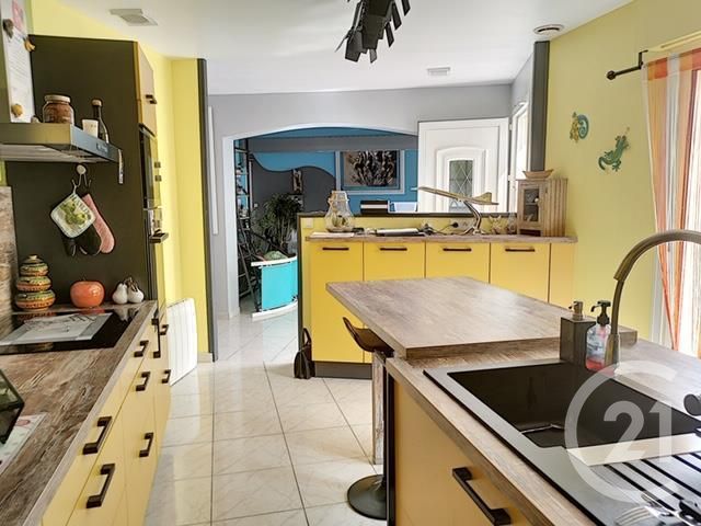 maison à vendre - 5 pièces - 117.87 m2 - ST JEAN D ANGLE - 17 - POITOU-CHARENTES - Century 21 L'Arsenal maison à vendre - 5 pièces - 117.87 m2 - ST JEAN D ANGLE - 17 - POITOU-CHARENTES - Century 21 L'Arsenal