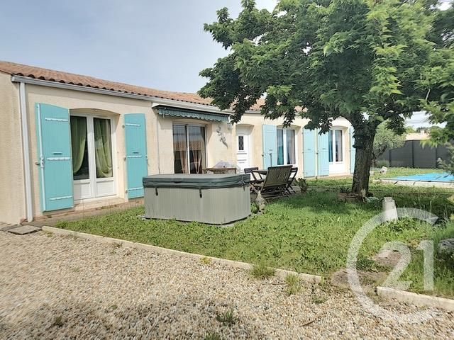 maison à vendre - 5 pièces - 117.87 m2 - ST JEAN D ANGLE - 17 - POITOU-CHARENTES - Century 21 L'Arsenal maison à vendre - 5 pièces - 117.87 m2 - ST JEAN D ANGLE - 17 - POITOU-CHARENTES - Century 21 L'Arsenal